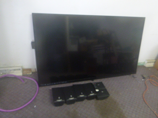 lot 4 image: VISO 70 Flat Screen HDTV