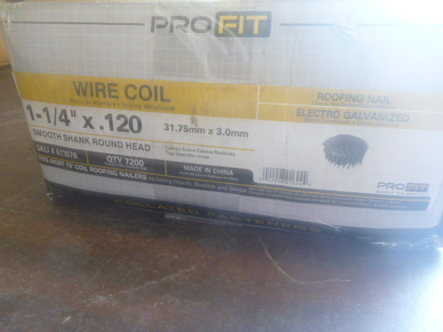 lot 123 image: Box of Wire Coil Nails
