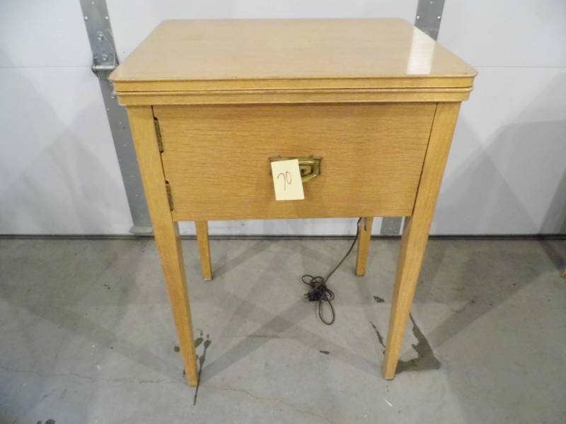 lot 70 image: Coronado Sewing Machine
