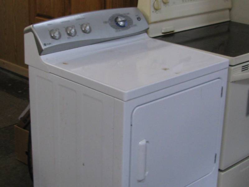 lot 5 image: G. E. Profile Electric Dryer