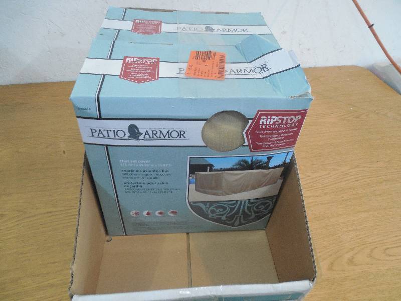 lot 45 image: Sure Fit Patio Armour Ripstop Chat Set Cover