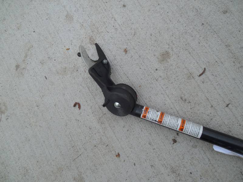 lot 55 image: Fiskars 54 in. EZ Reach Stik Tree Pruner