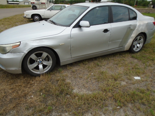 2005 BMW 525i