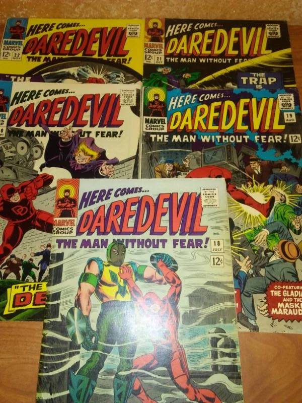 lot 516 image: 5 Daredevil vol 1