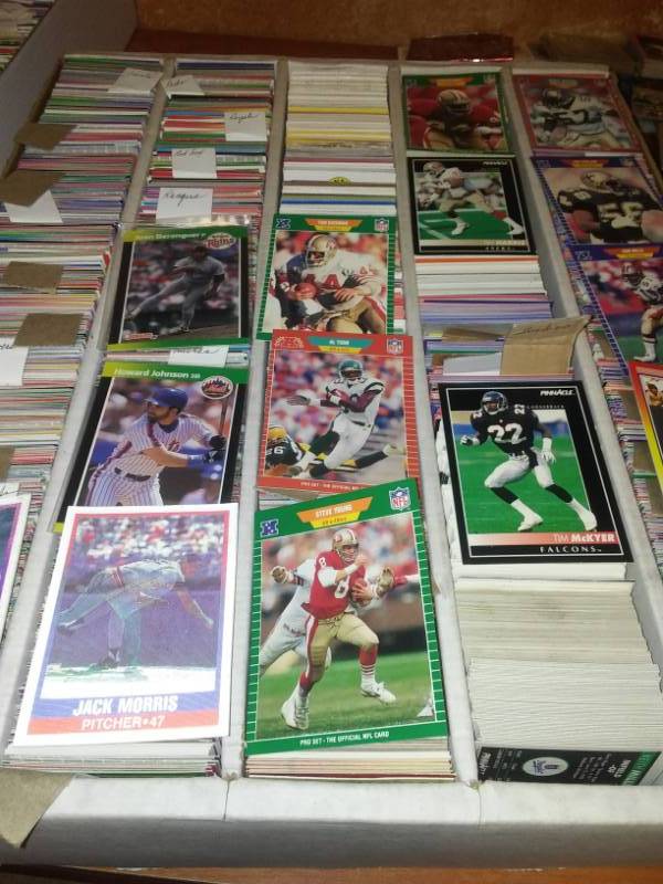 lot 531 image: 5000 MLB, NFL variety with cover