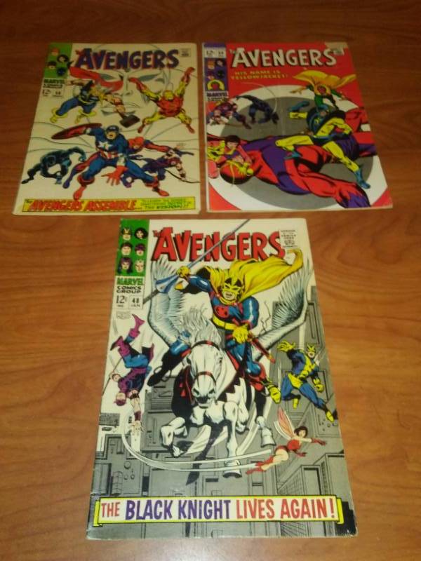 lot 552 image: 3 Marvel The Avengers