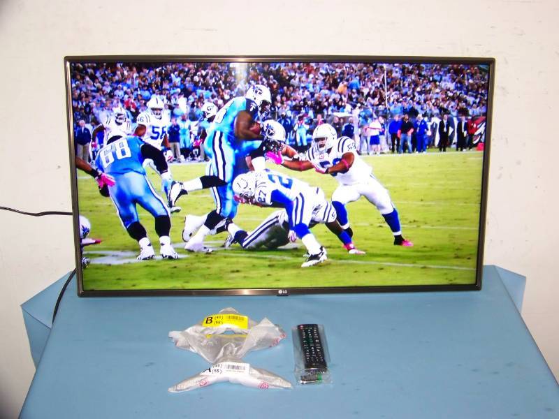 lot 4 image: 43, LG, 1080p (Full HD), Commercial, LED, TV  Television  Monitor  Display with Stand and Remote Control - NEW in Original Box