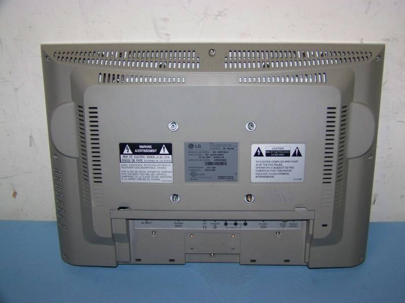 lot 14 image: 15, LG, LCD, Flat Panel TV with Peerless, Articulating Wall Mount