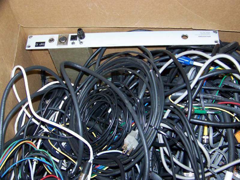 lot 110 image: (Large Box) Miscellaneous Audio  Video  Computer  Network Cables