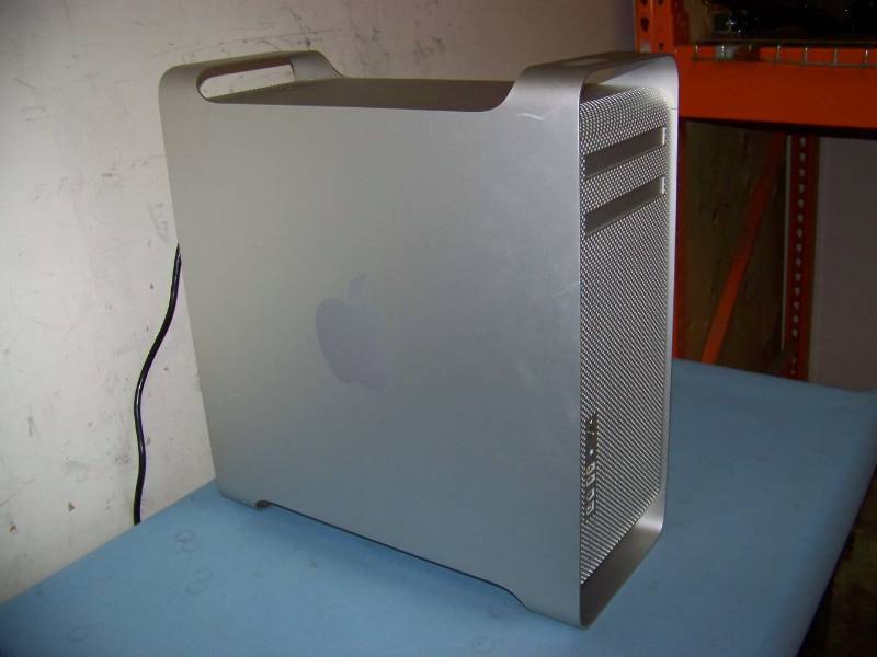 lot 90 image: Apple, Mac Pro, Computer Tower