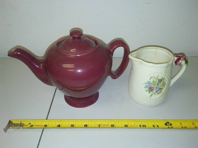 lot 1 image: Teapots Hall, McCormick Mary Had a Little Lamb and more