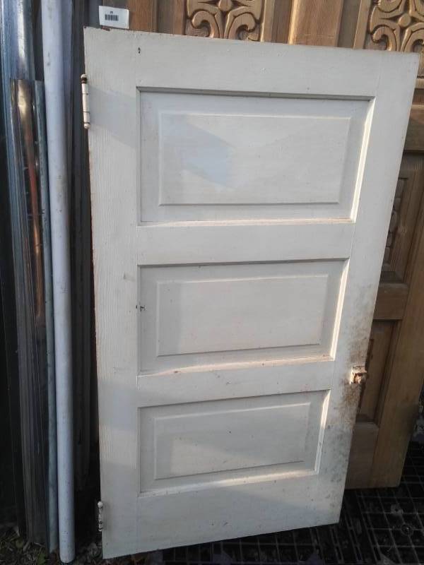 lot 30 image: 3 panel cabinet door, 49.5 h x 27 w.