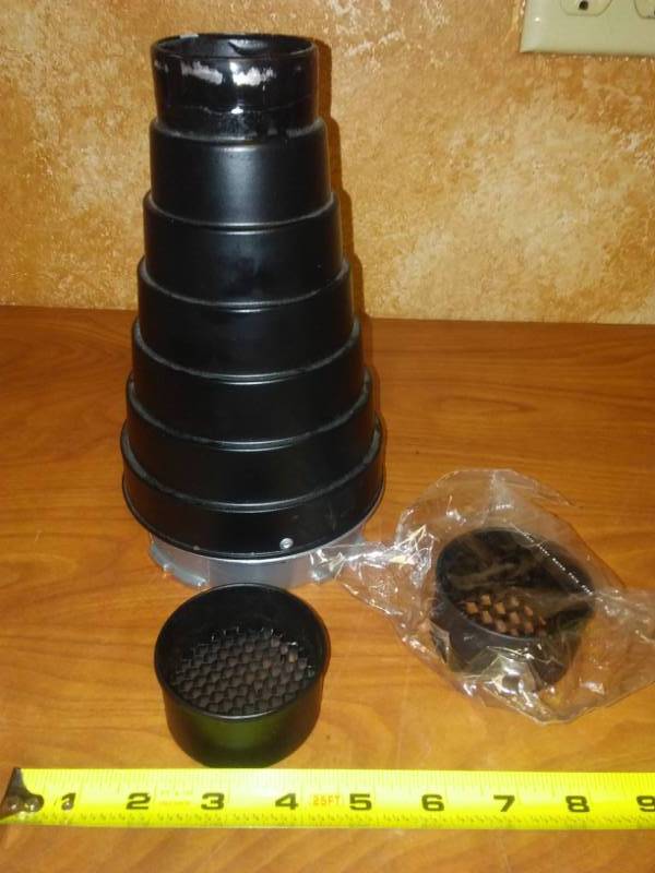 lot 142 image: Camera lens filter system 2 interchangeable ends