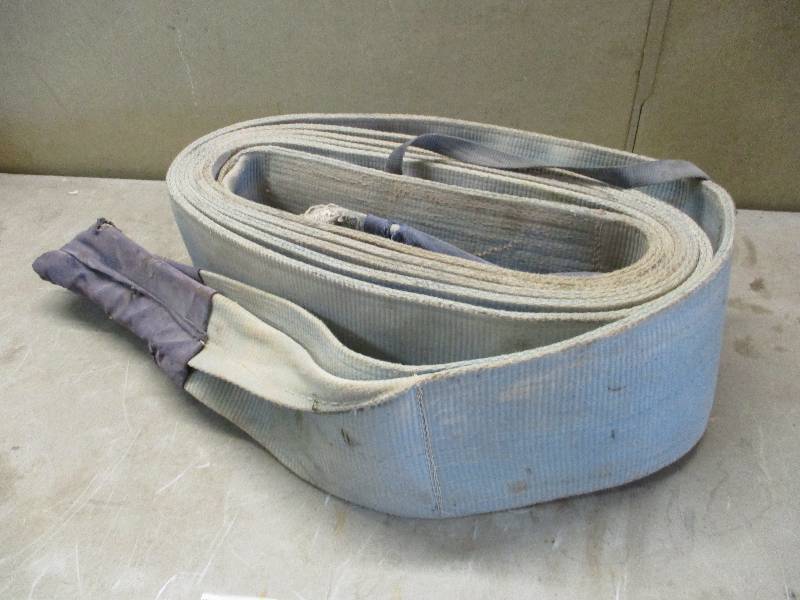 lot 45 image: Huge Tow Strap