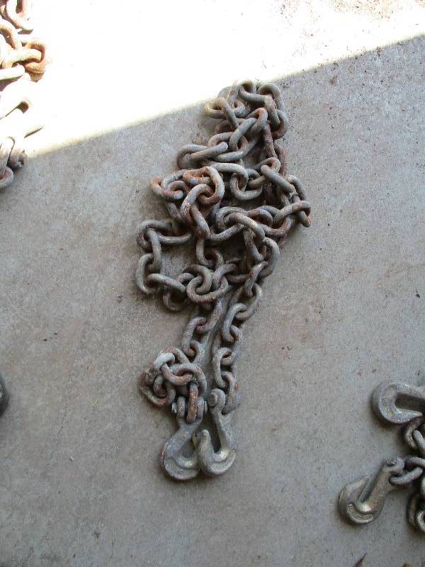 lot 48 image: Log Chain