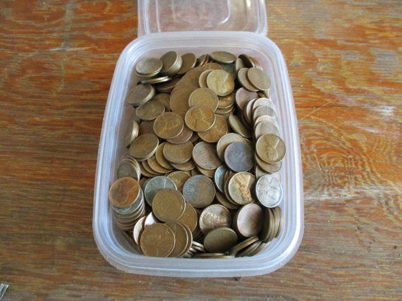 lot 79 image: Wheatback Pennies