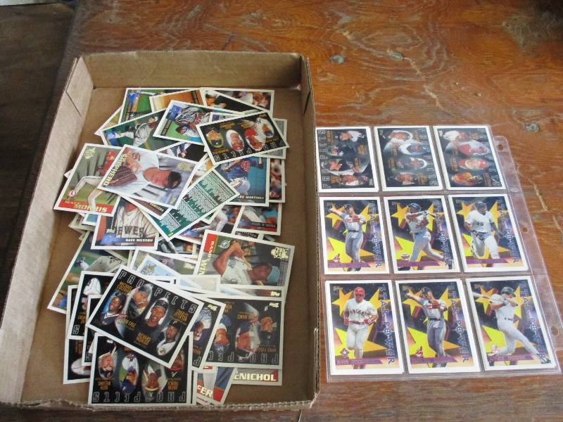 lot 95 image: Baseball cards