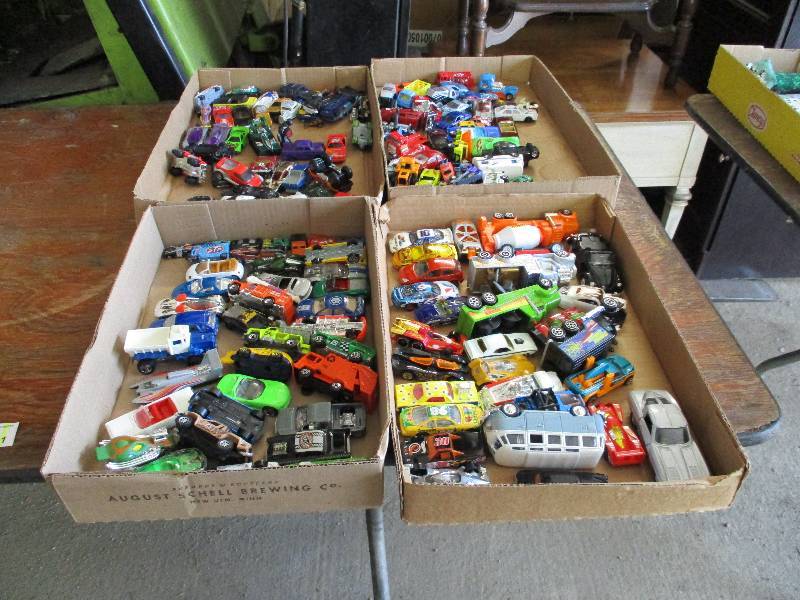 lot 111 image: Hot Wheels
