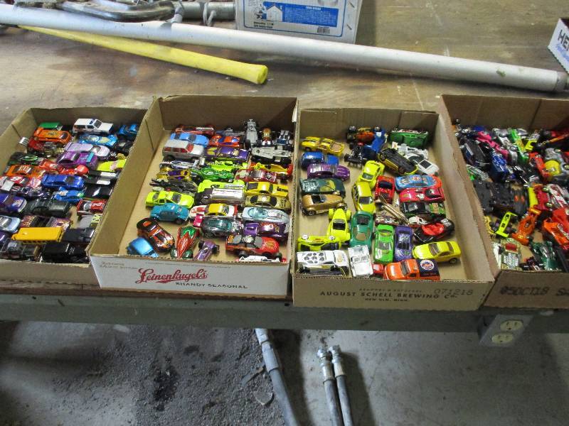 lot 116 image: Hot Wheels