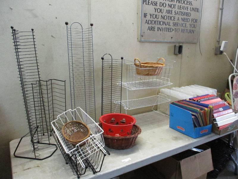 lot 137 image: Storage Lot