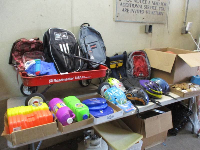 lot 141 image: Outside ToysBackpacks