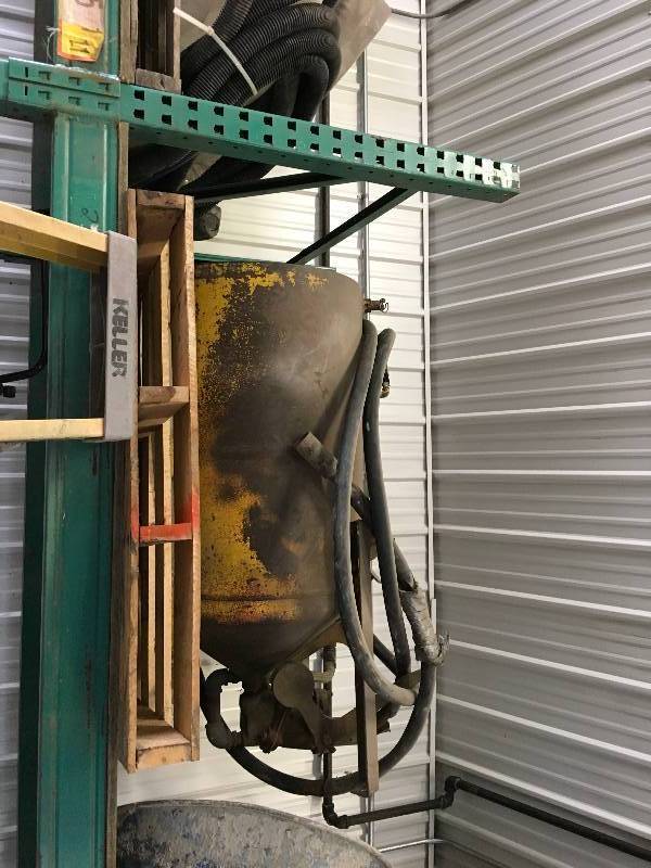 lot 127 image: Ruemelin MFG Sand Blasting M1