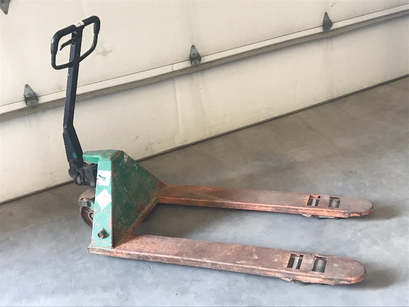 lot 6 image: Industrial Pallet Jack With 48 For...
