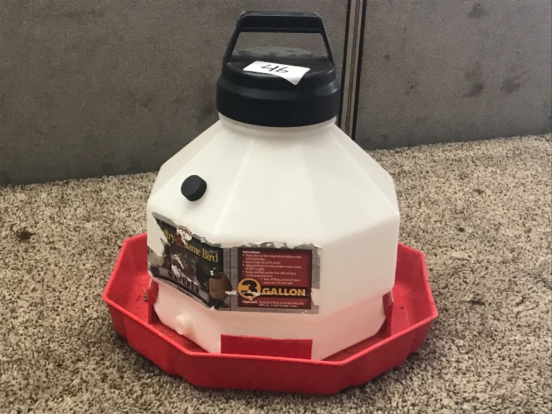 lot 46 image: 3-Gallon Poultry & Game Water Feede...