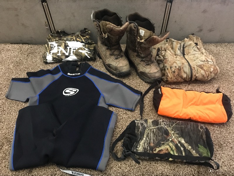 lot 66 image: Lot Of Hunting And Sporting Apparel