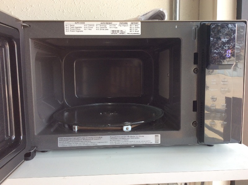 Barely used microwave