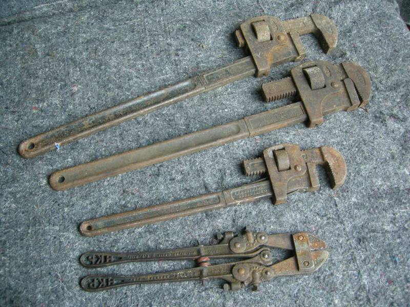 lot 6 image: Antique Pipe Wrenches and Cutter