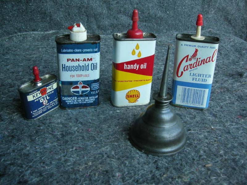 lot 80 image: Vintage Oil Cans