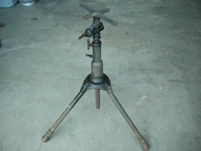 lot 84 image: Antique Industrial Metal Adjustable StandBase