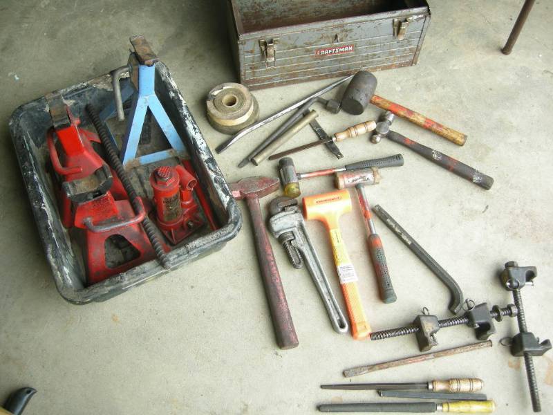 lot 103 image: Automotive Jack-Jack Stands-Body Hammers, Tools