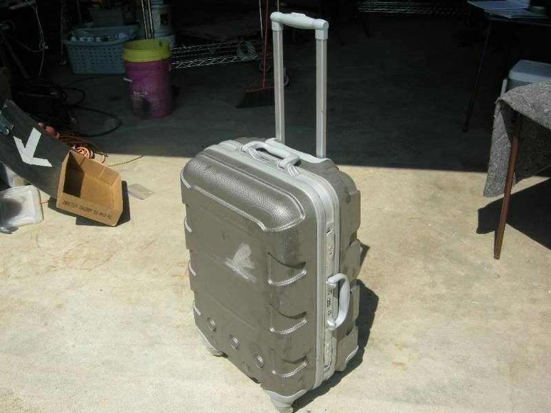 lot 123 image: Polongo HD Roller Suitcase