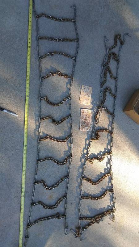 lot 58 image: Tire Chains