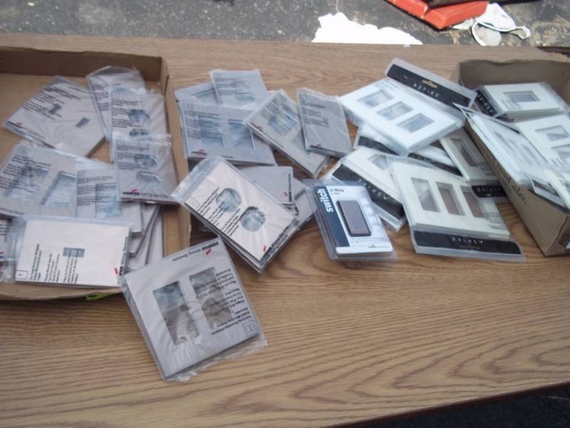 lot 55 image: Lot of New Switch Plates