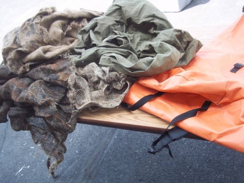 lot 61 image: Camo Duck Blind Material, Canvas Tarp, Bag