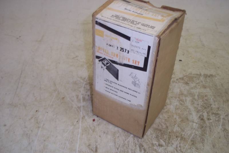 lot 101 image: Craftsman Router Template Set