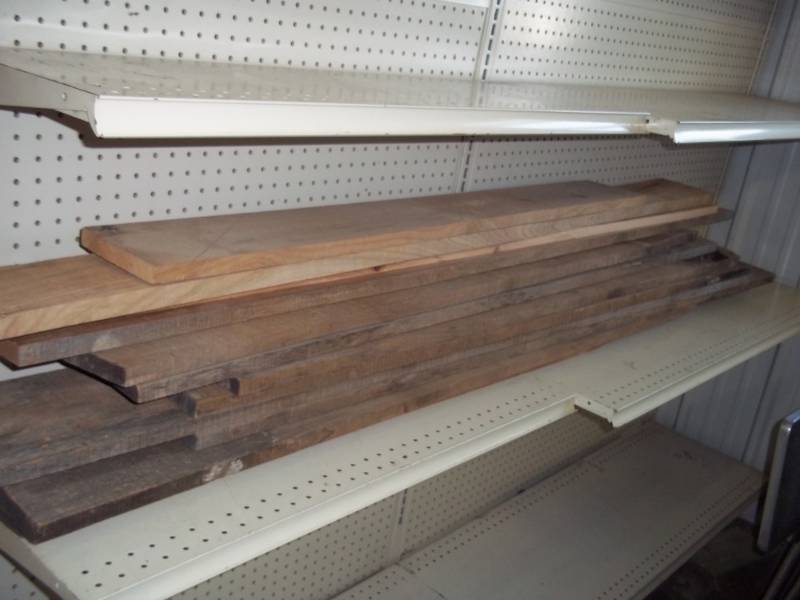 lot 124 image: Lot of 12 Cherry Boards