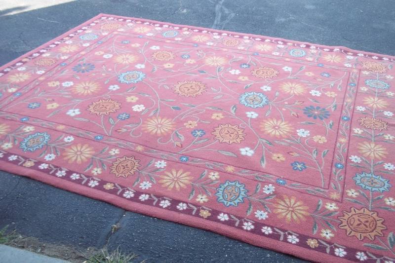 lot 140 image: 8 x 10 Rug