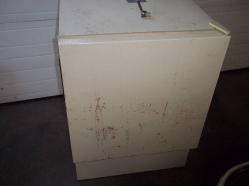 lot 151 image: Small upright Freezer