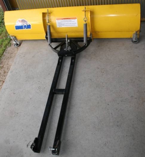 lot 8 image: ATV Snowplow