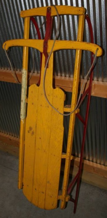 lot 70 image: Vintage Wooden Sleigh