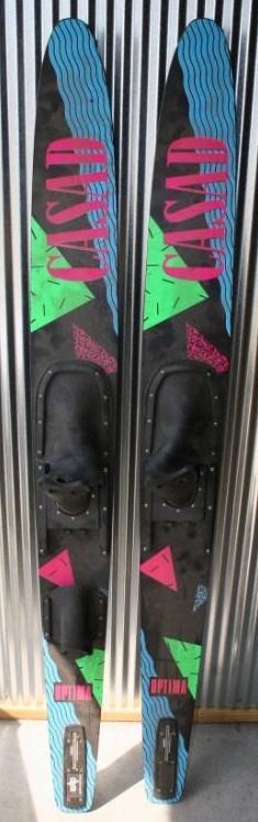 lot 72 image: Water Skis