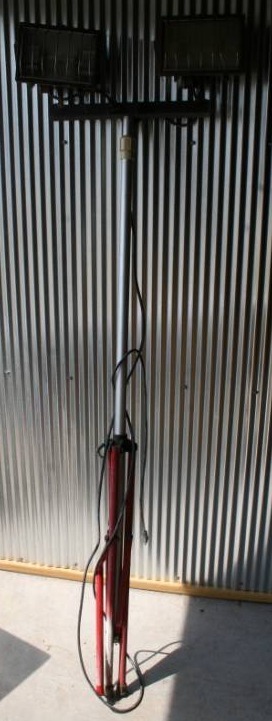 lot 76 image: Light Stand