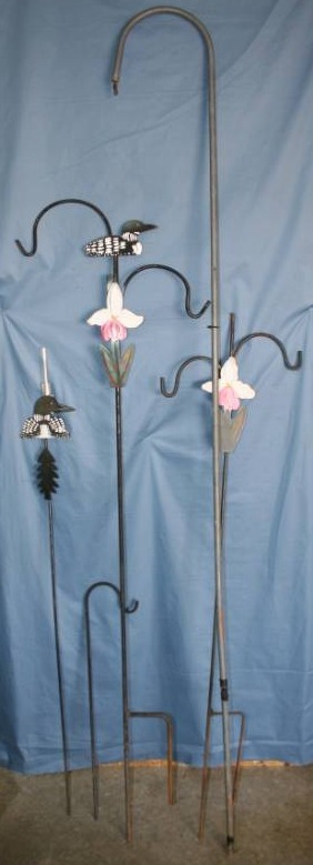 lot 125 image: Decorative Yard Stakes