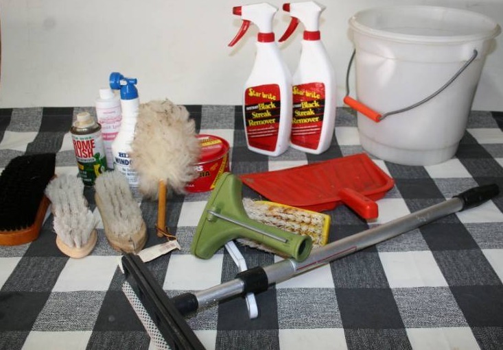 lot 134 image: Auto Cleaning Supply Lot
