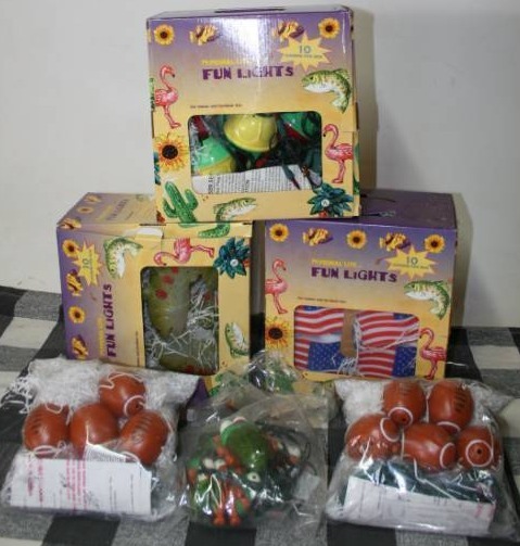 lot 168 image: IndoorOutdoor Festive Lights