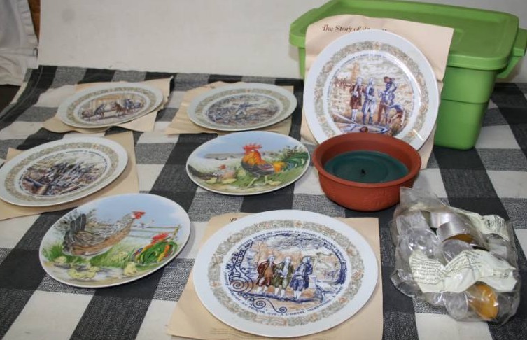 lot 169 image: Collector Plates and Candles